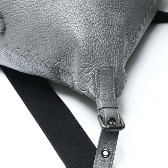 BOTTEGA VENETA Gray Leather Intrecciato Backpack main image 6